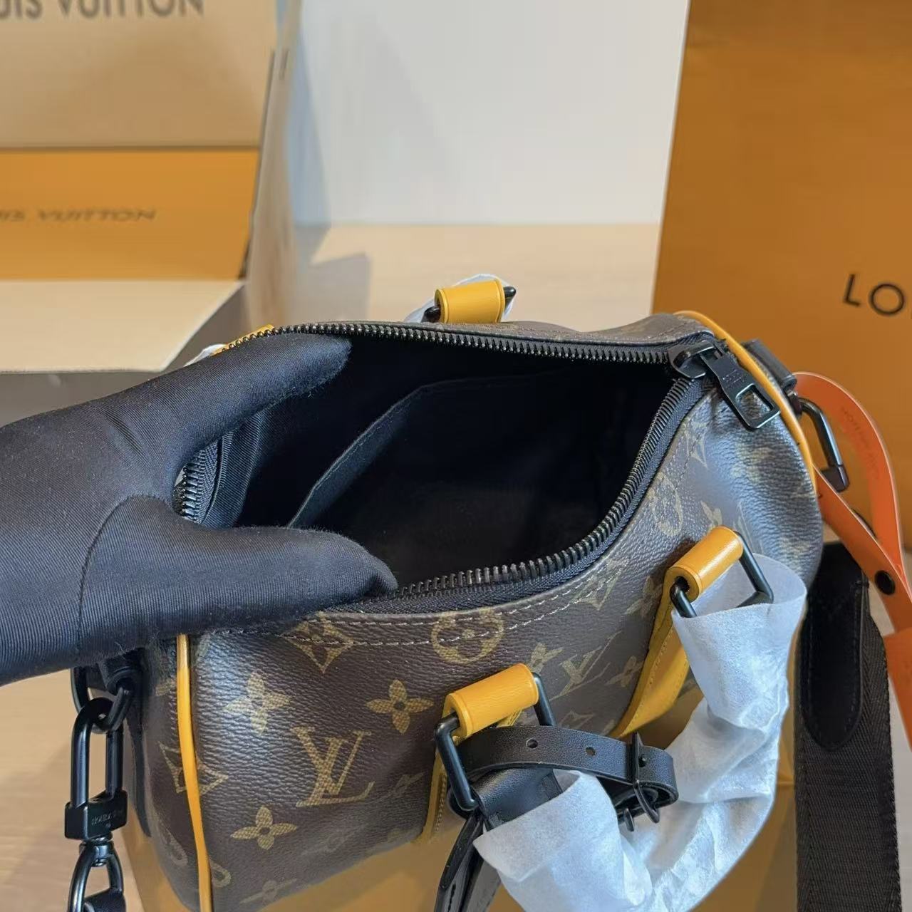 LV X Nigo Keepallハンドバッグ【50％割引+送料無料】