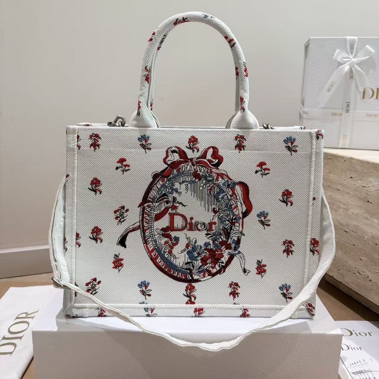 DI0R toteショッピングバッグ【50%割引+送料無料】