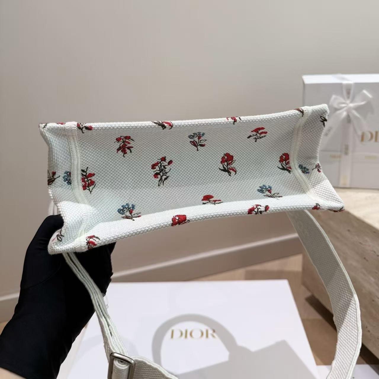 DI0R toteショッピングバッグ【50%割引+送料無料】