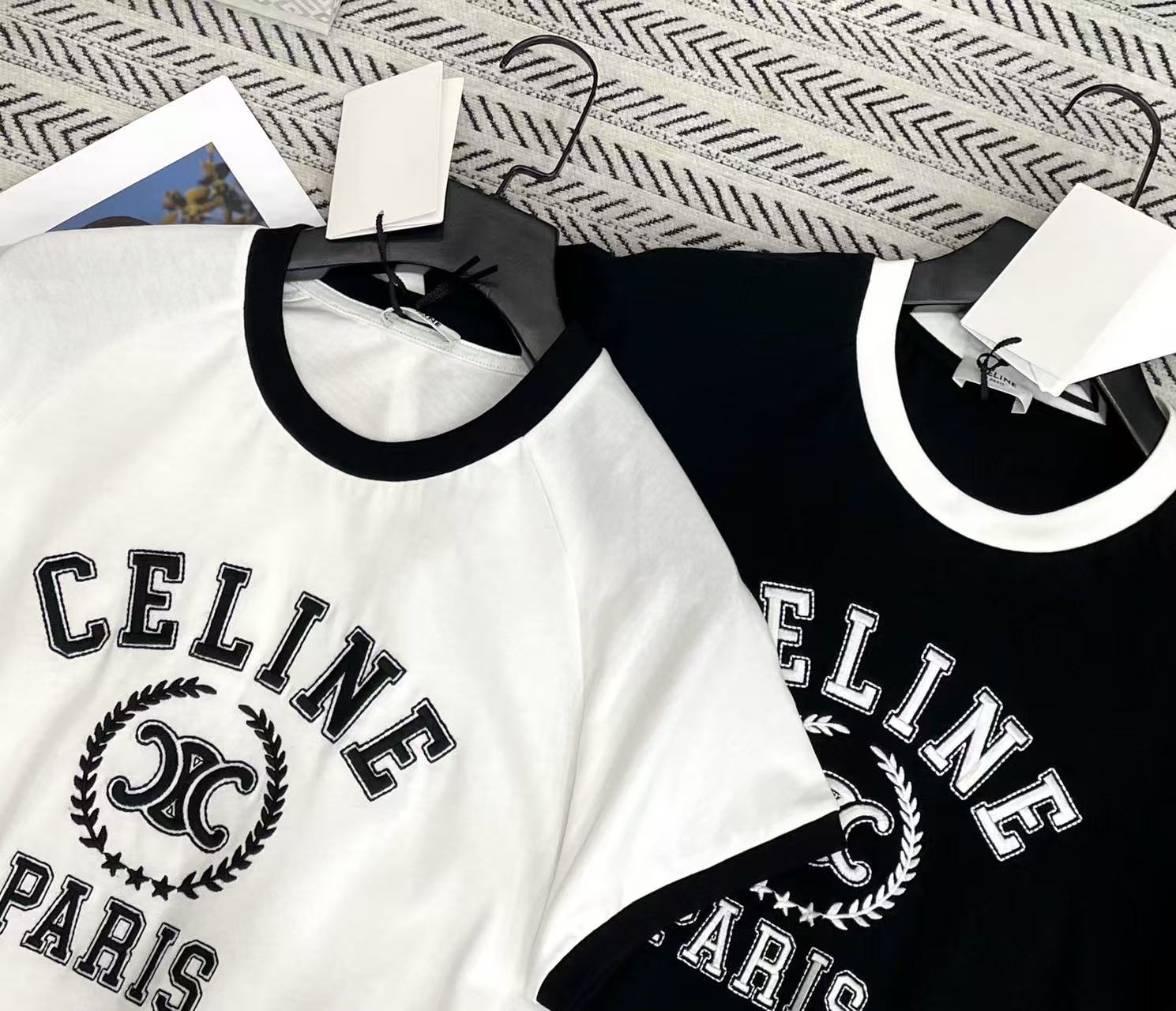 CEL1NE カラーブロックレターTシャツ【50％割引+送料無料】