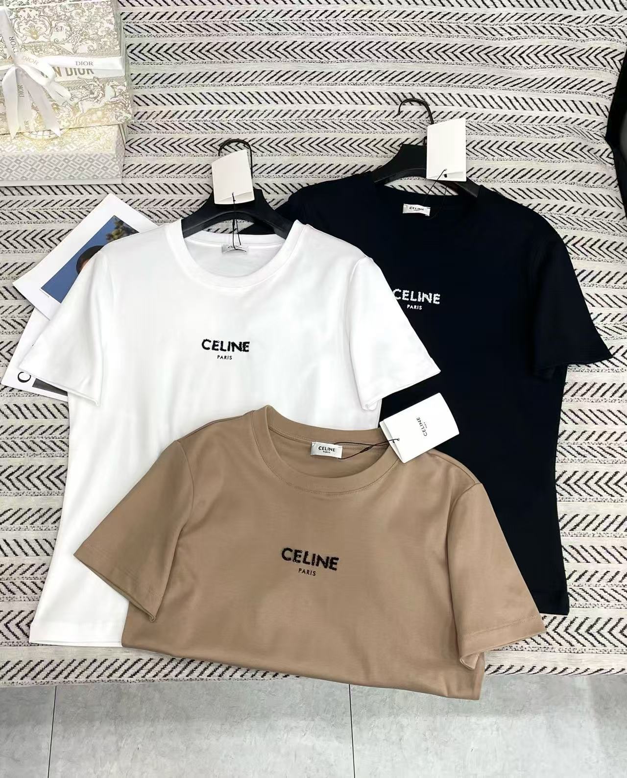 CEL1NE ビーズ文字Tシャツ【50％割引+送料無料】