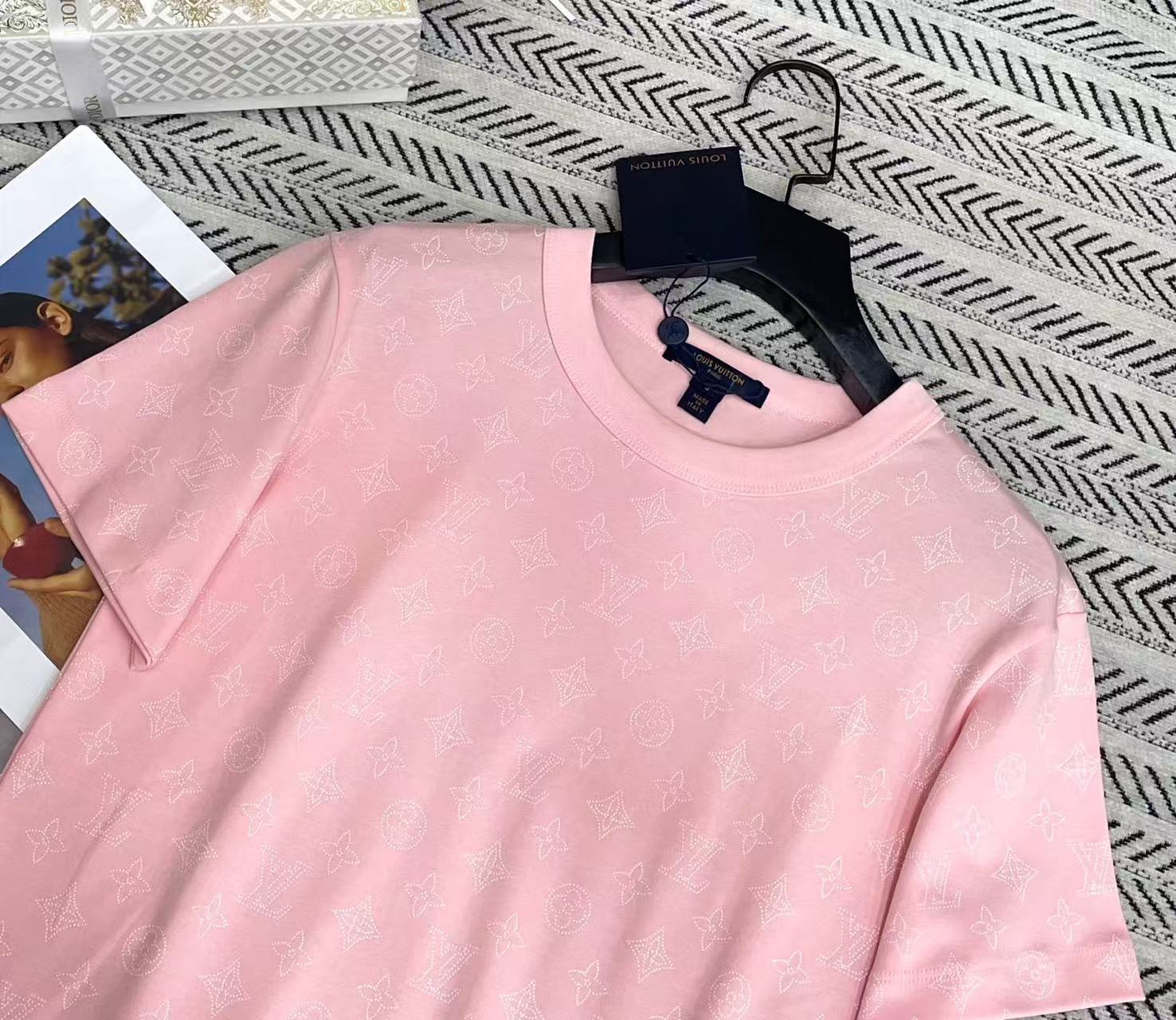LV四つ葉のクローバー柄Tシャツ【50％割引+送料無料】