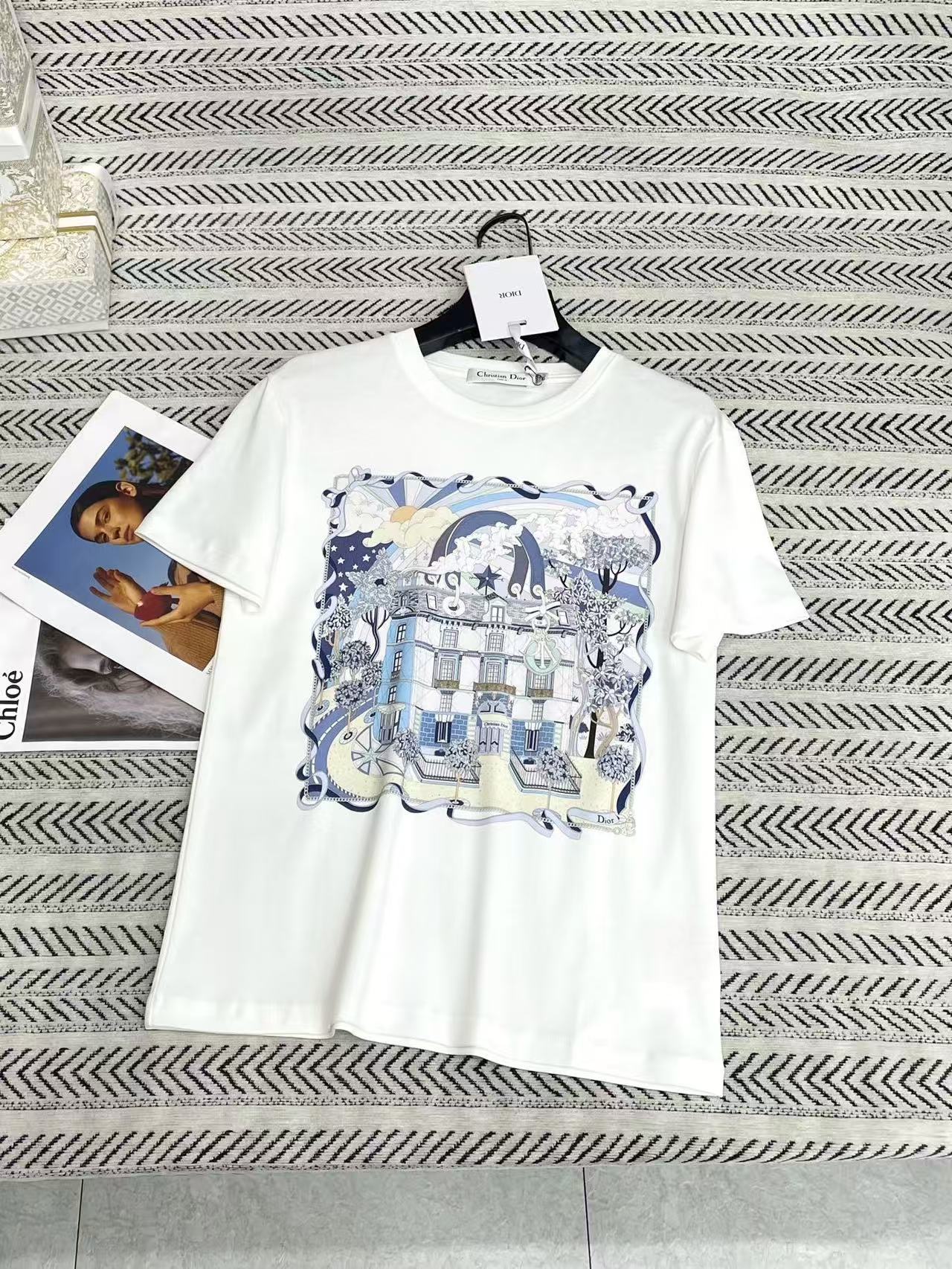 DIOR キャッスルプリント レタリングTシャツ【50％割引+送料無料】