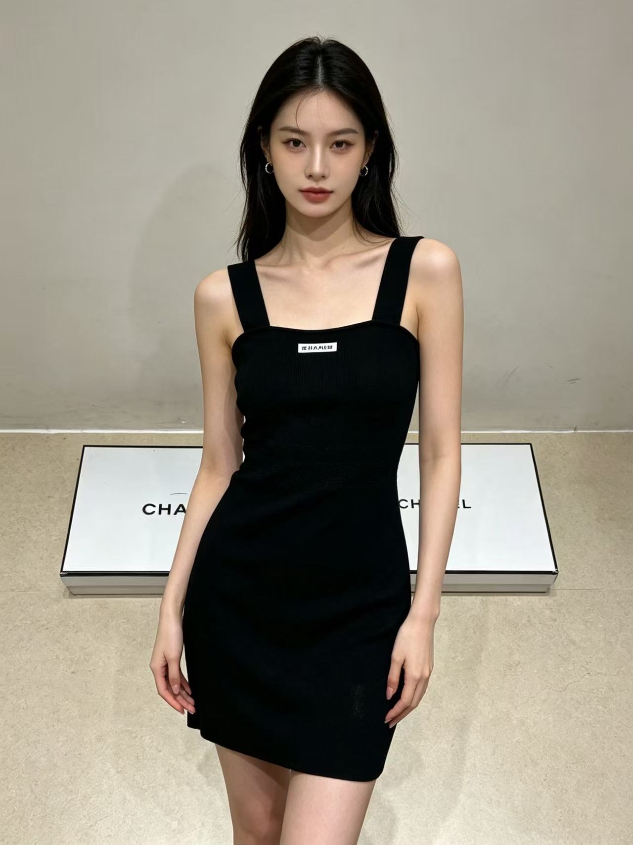 M1UM1Uレターウールベストドレス【50％割引+送料無料】