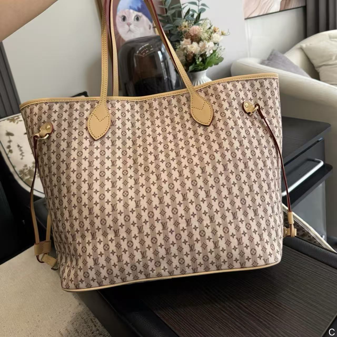 LV Neverfullトートバッグ【50%割引+送料無料】