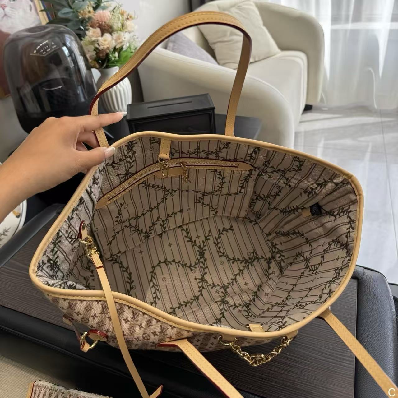 LV Neverfullトートバッグ【50%割引+送料無料】