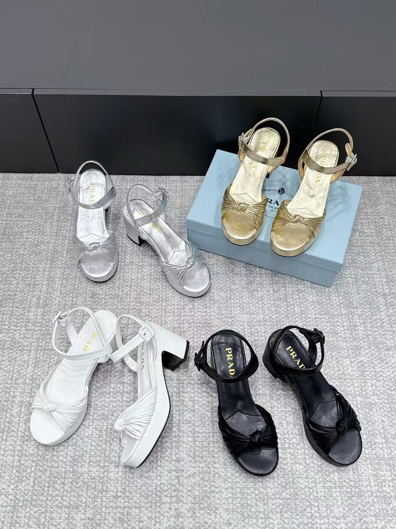 PR4DA 高品質シンプルハイヒールサンダル【50％割引+送料無料】