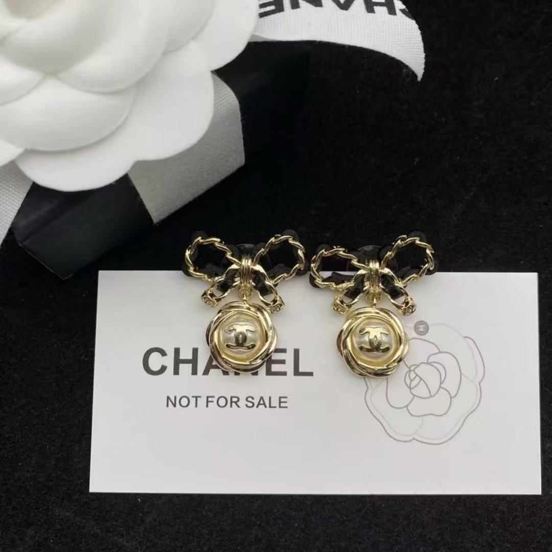 CHANE1 ダブルCピアス【50％割引+送料無料】