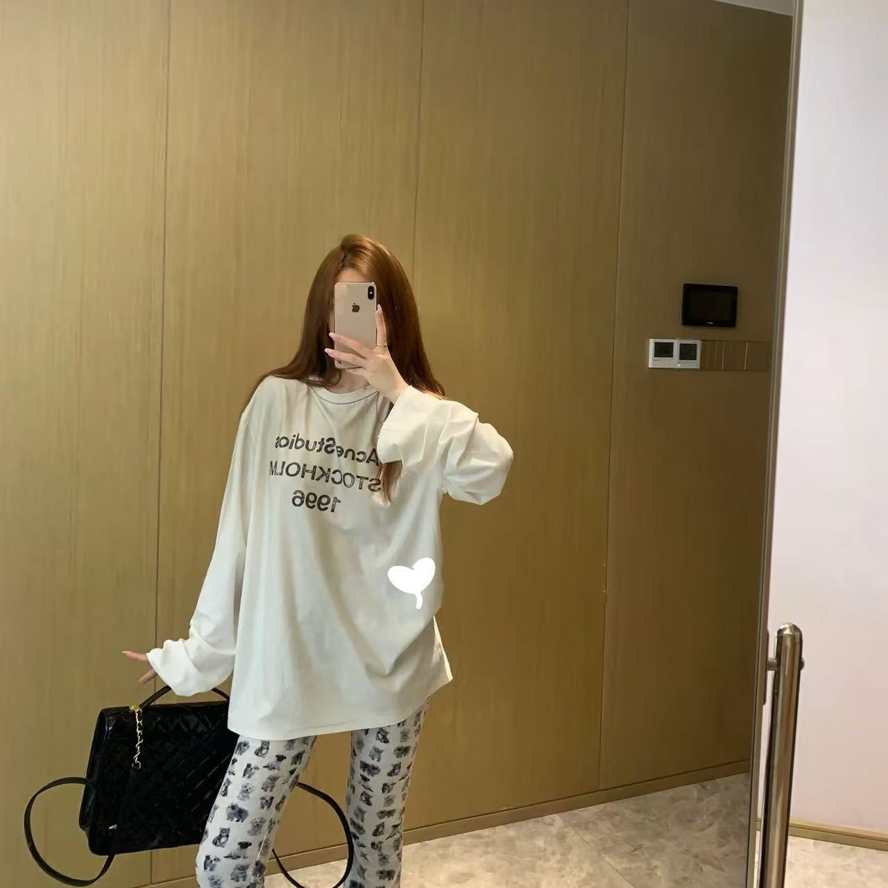 Acne Studios長袖レターTシャツ【50％割引+送料無料】