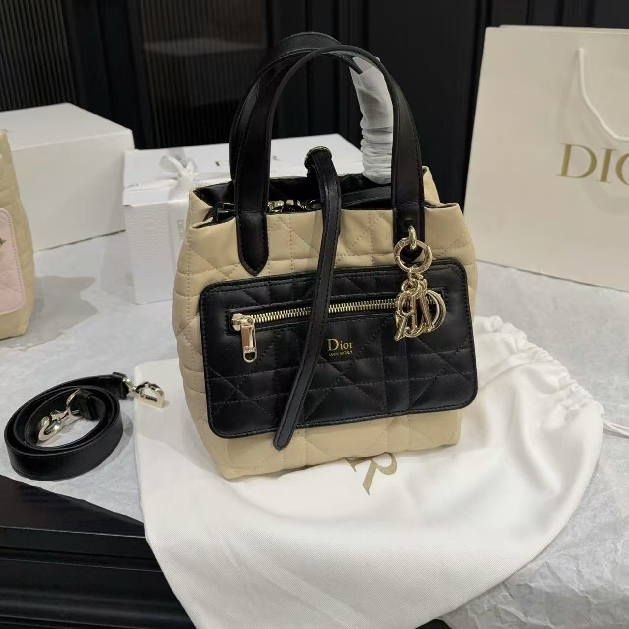 DI0R Toujoursハンドバッグ【50％割引+送料無料】