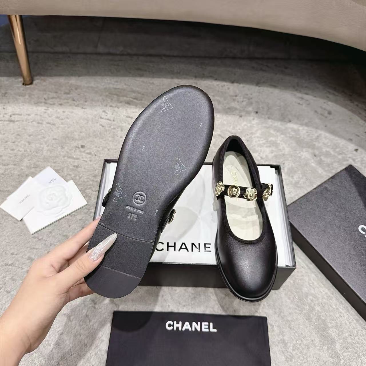 CHANE1 高品質メリージェーンシープスキンフラットシューズ【50％割引+送料無料】