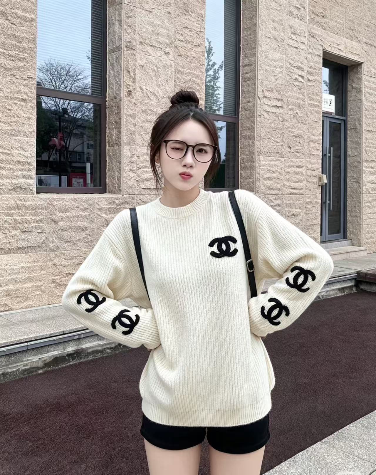 CHANEL ダブルCロゴ刺繍入りウールセーター【50％割引+送料無料】