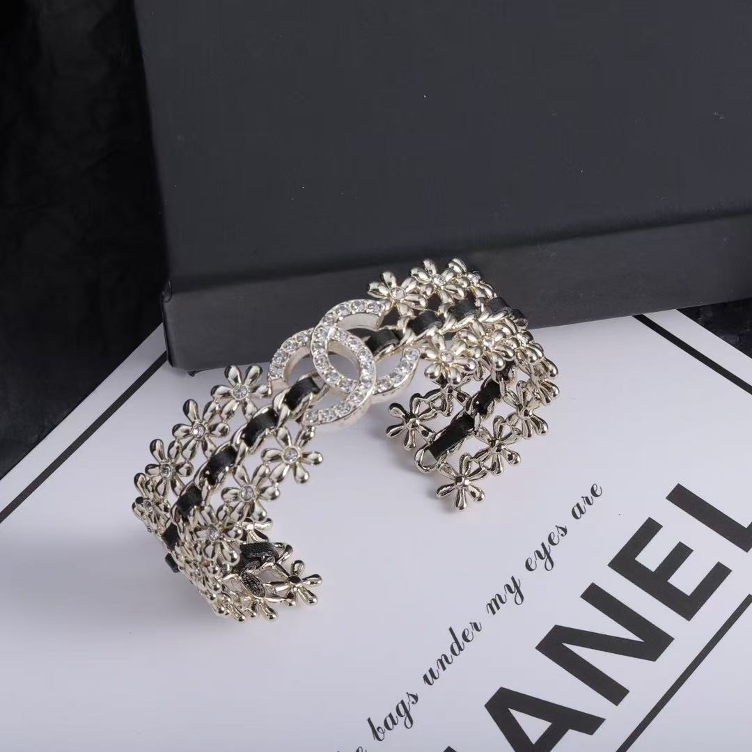 CHANE1 ダブルC ダイヤモンドブレスレット【50％割引+送料無料】