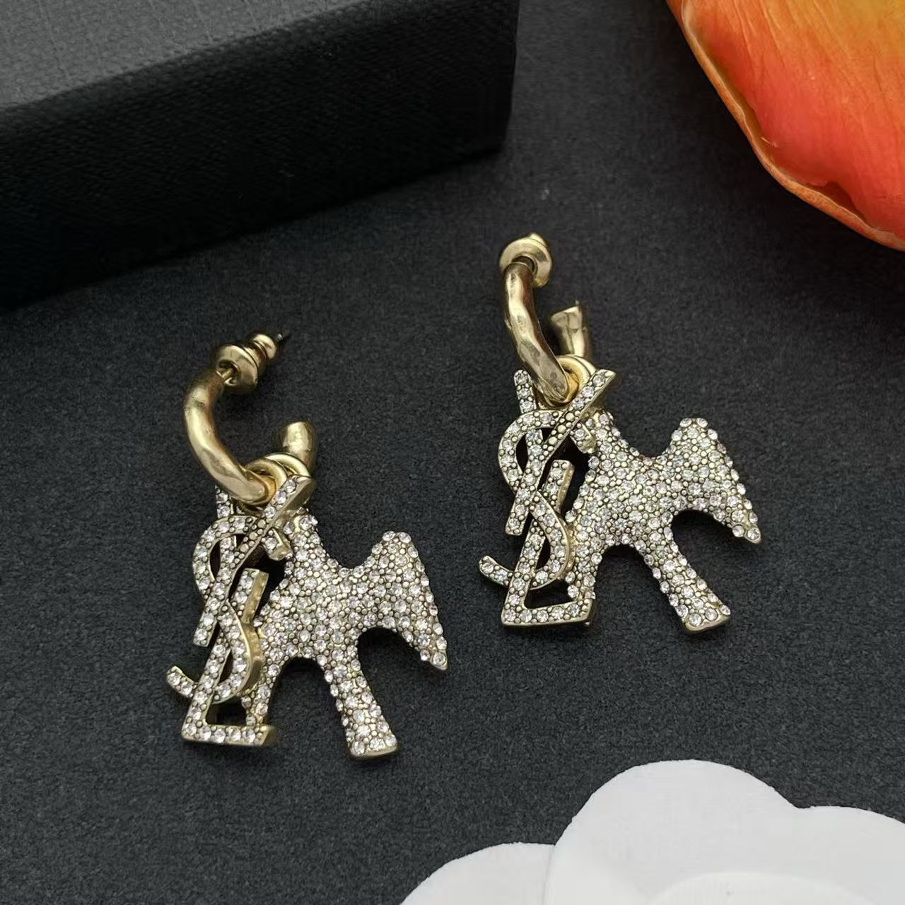 YSL ダイヤモンド・フープピアス【50％割引+送料無料】
