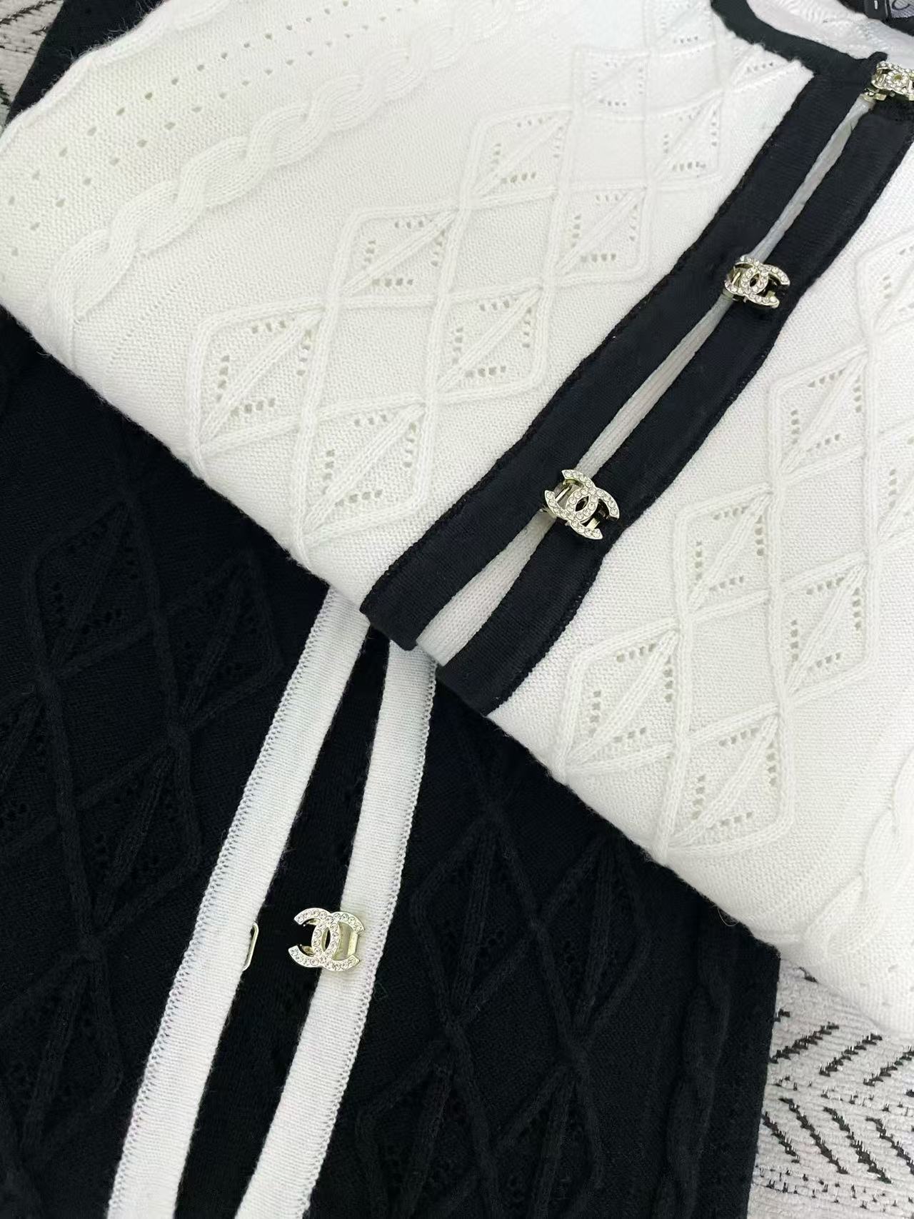 CHANEL ダブルCボタン ウールカーディガン【50％割引+送料無料】