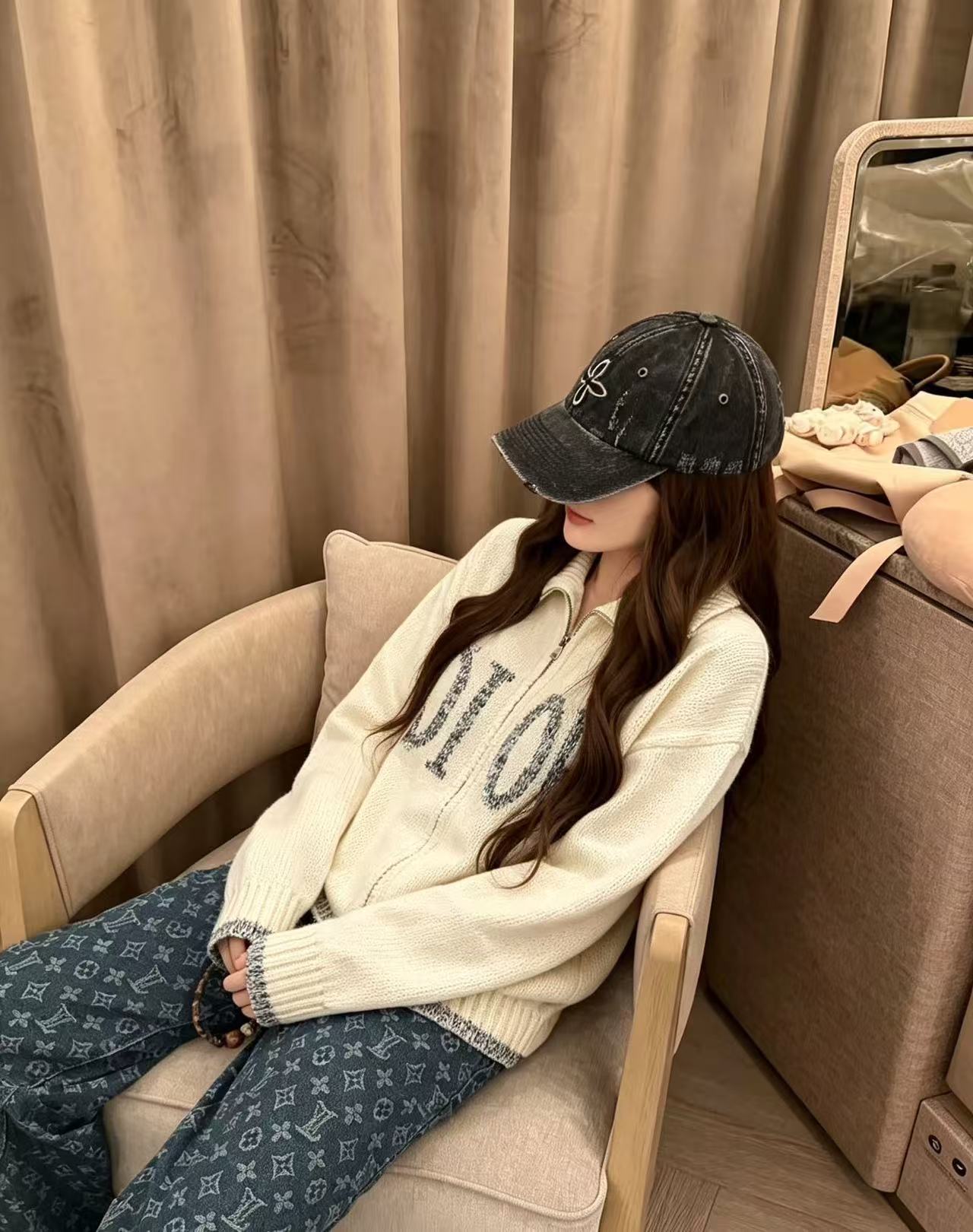 DIOR ロゴ入りウールカーディガン【50％割引+送料無料】