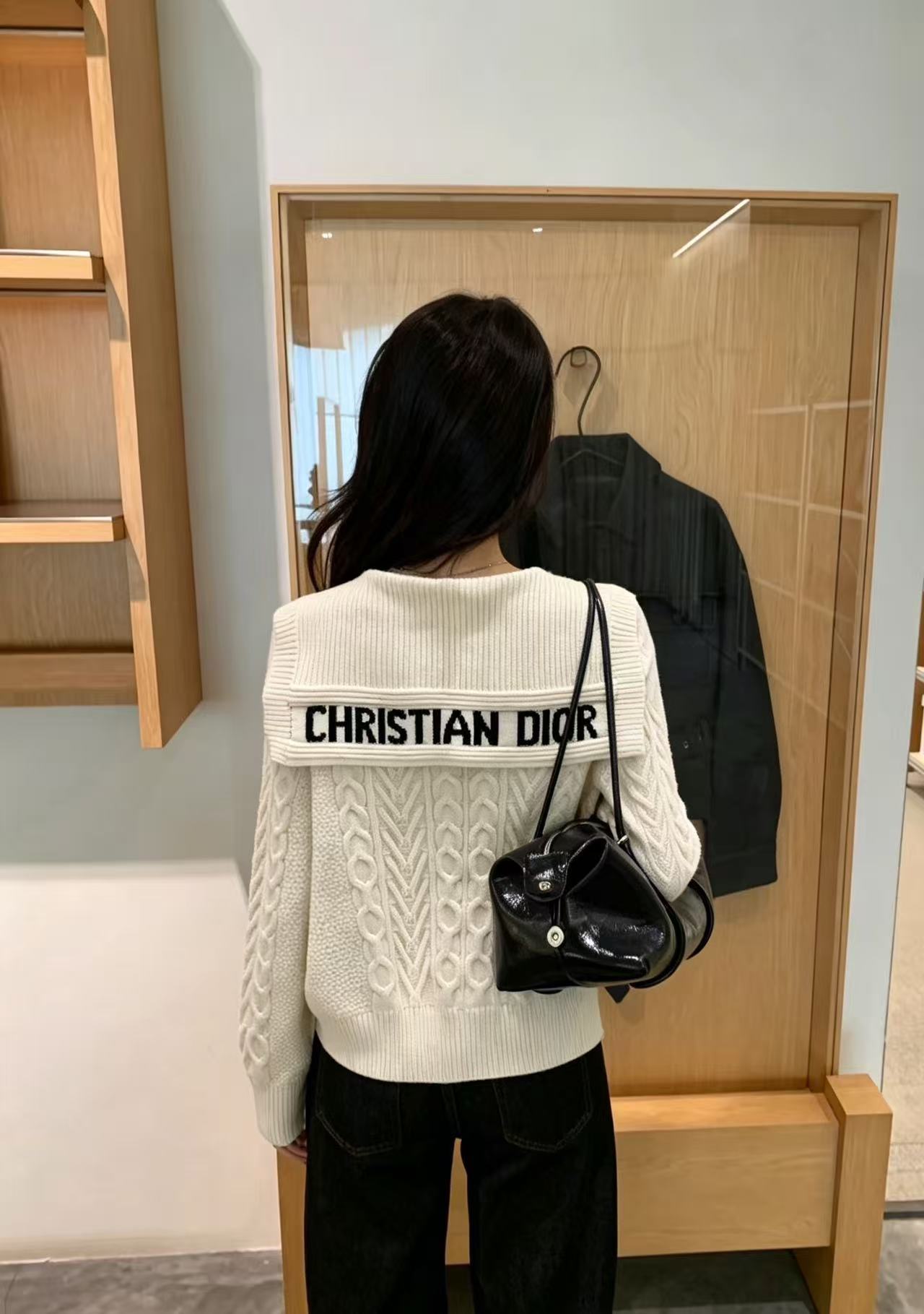 DIOR ロゴ入りケーブルニットカーディガン【50％割引+送料無料】