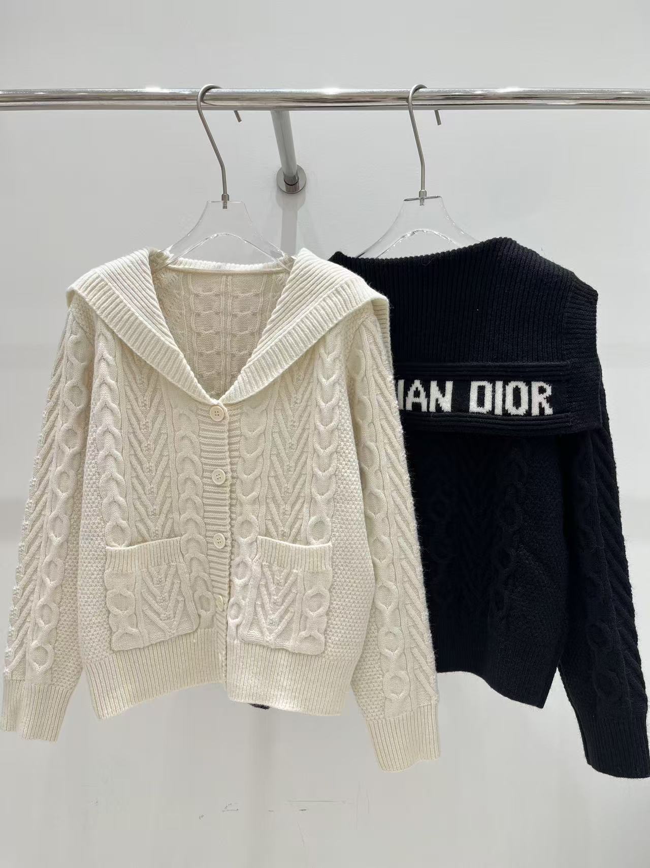 DIOR ロゴ入りケーブルニットカーディガン【50％割引+送料無料】
