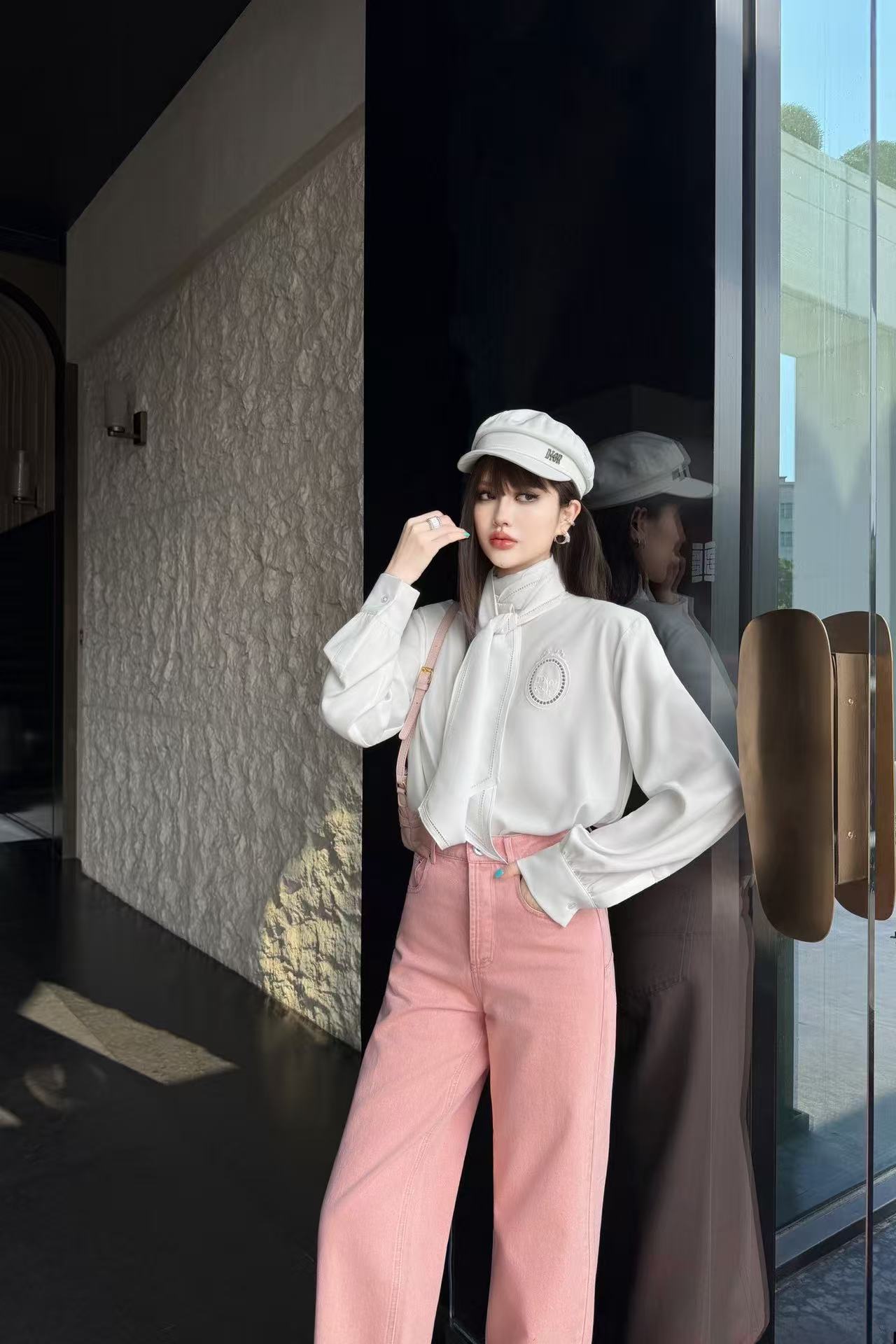 DIOR 刺繍入りレタリング レースアップシャツ【50％割引+送料無料】