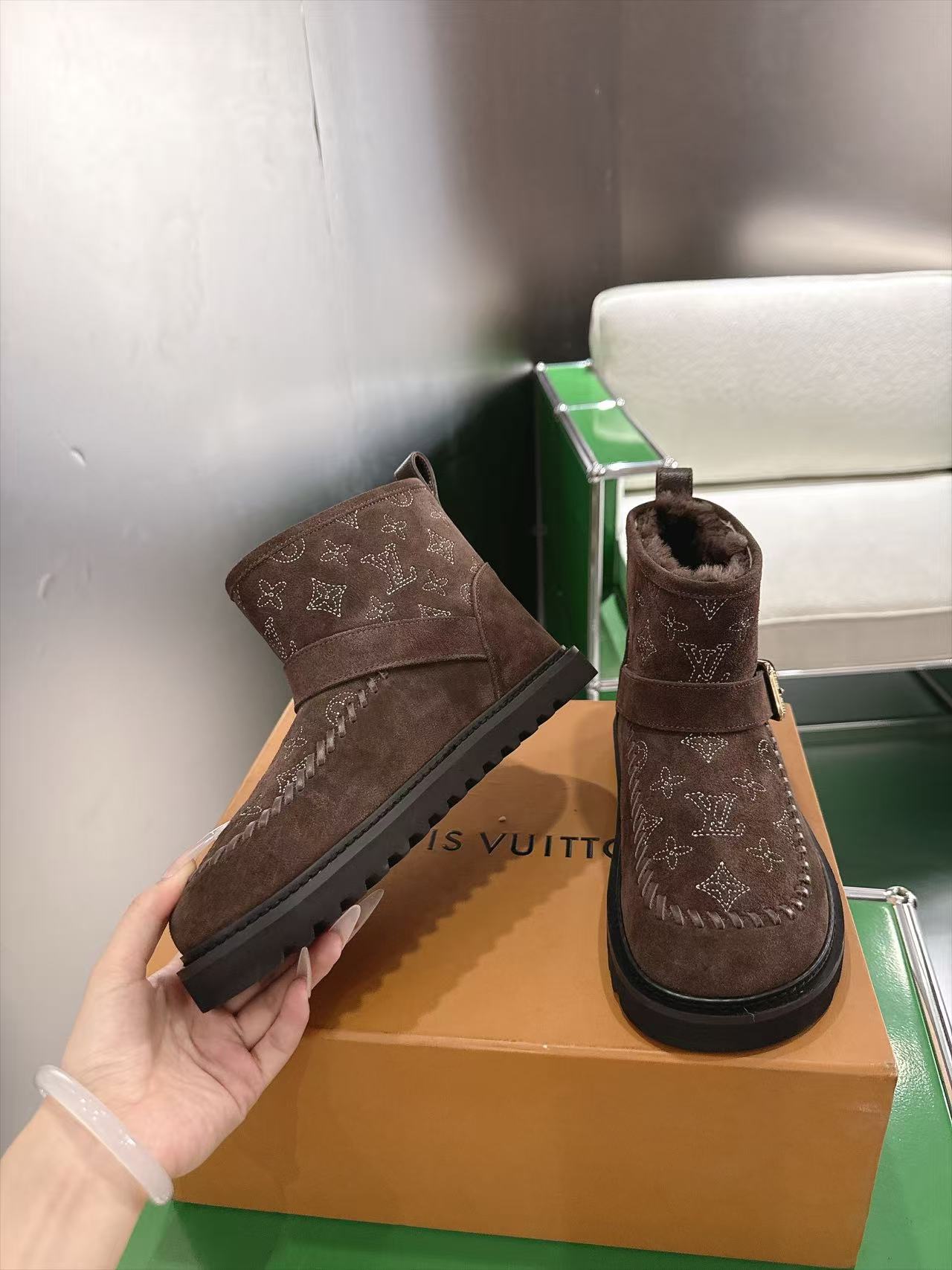 LV ハイクオリティ・プリント・スノーブーツ【50％割引+送料無料】