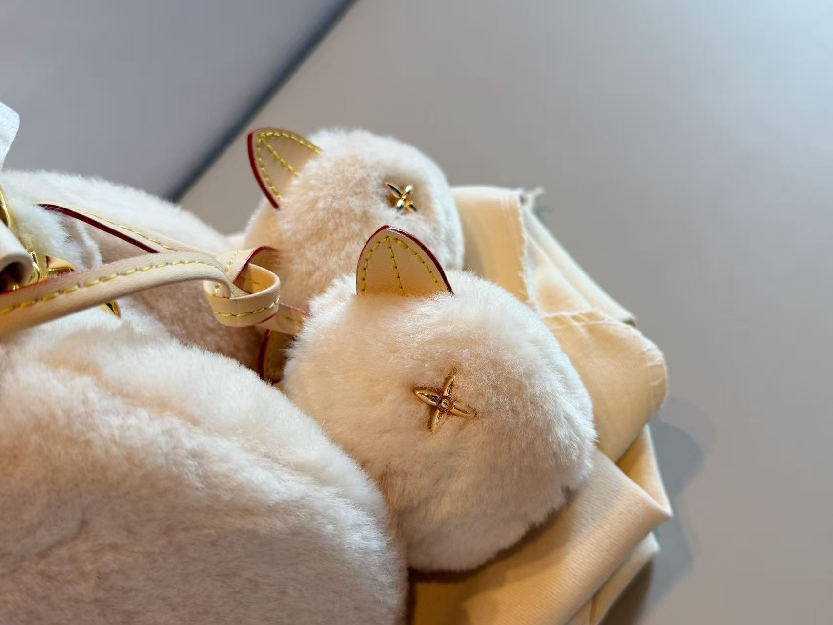 LV ウール製ハンドバッグ【50％割引+送料無料】