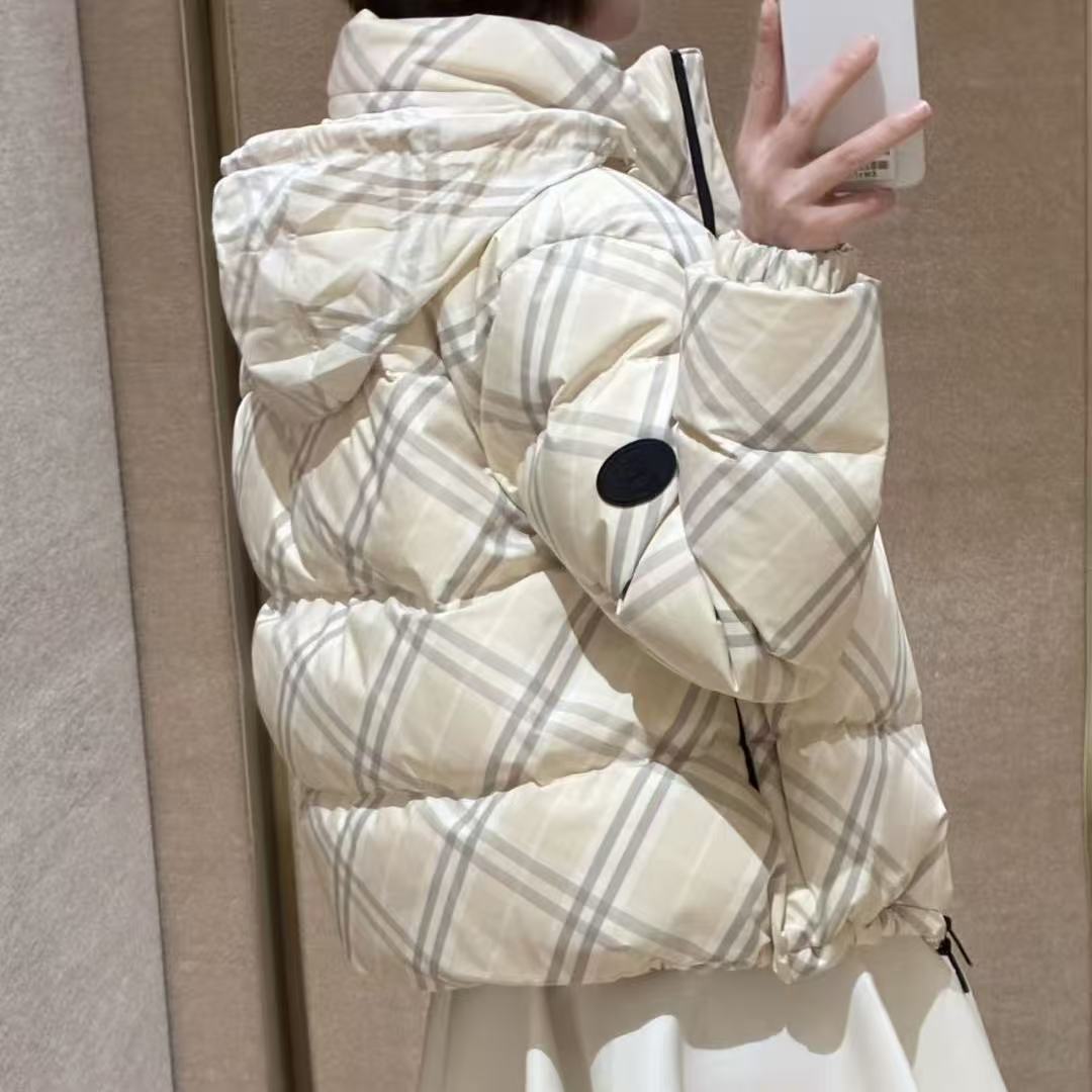 MONCLER チェック柄フード付きダウンジャケット【50％割引+送料無料】