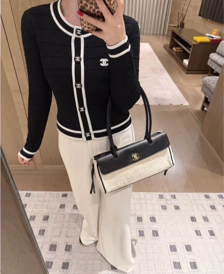 CHANEL ダブルC ウールカーディガン【50％割引+送料無料】