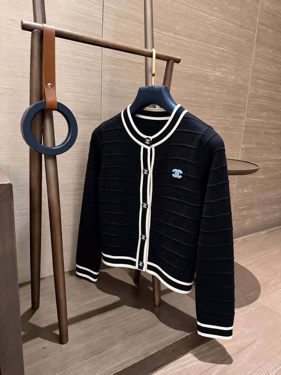 CHANEL ダブルC ウールカーディガン【50％割引+送料無料】