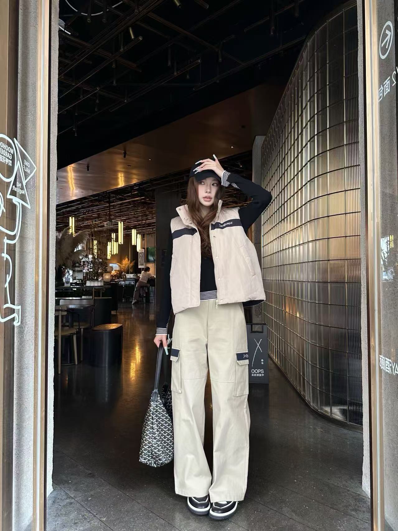 YSL シンプルなダウンベスト【50％割引+送料無料】