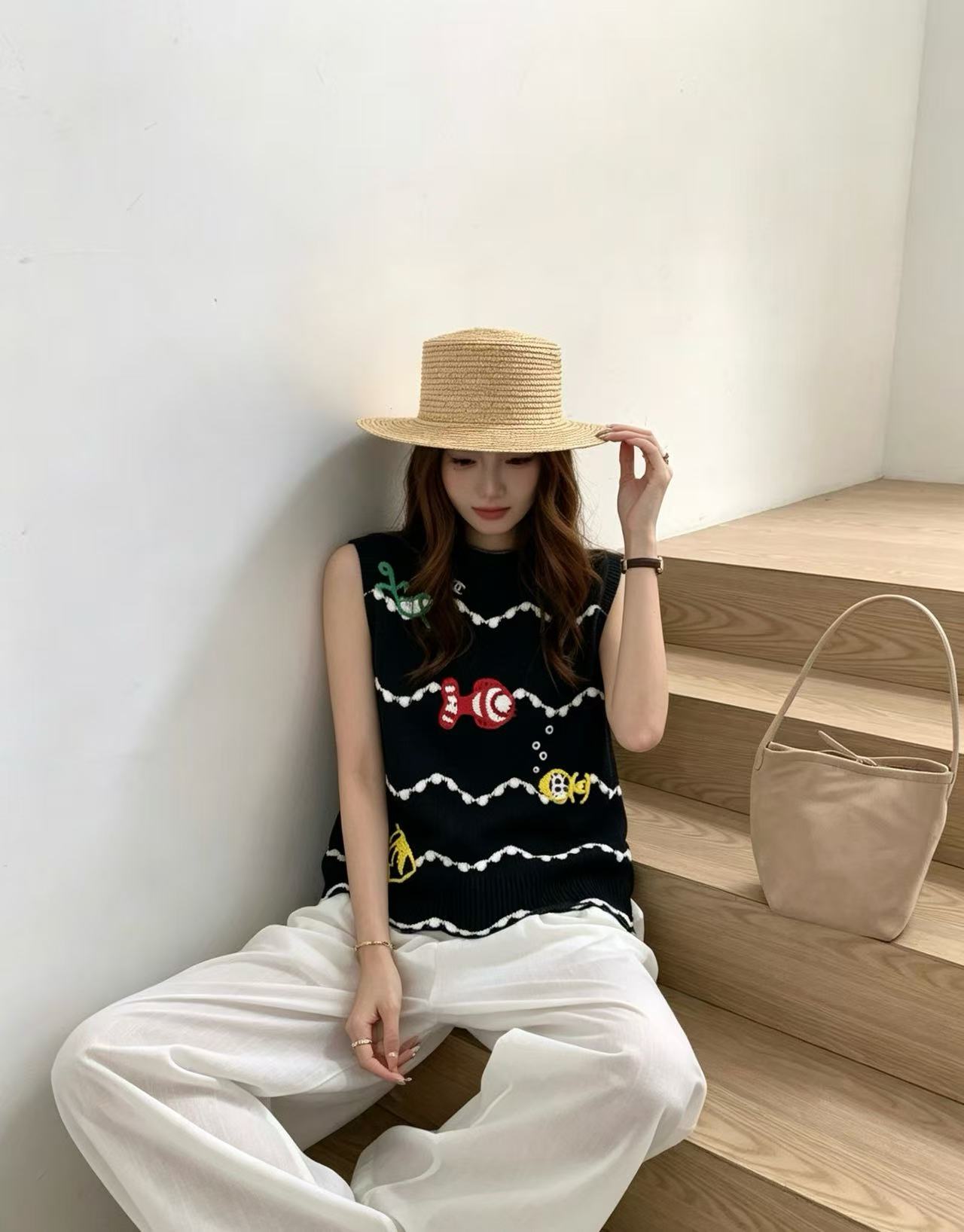 CHANEL ウェーブストライプ ウールベスト【50％割引+送料無料】