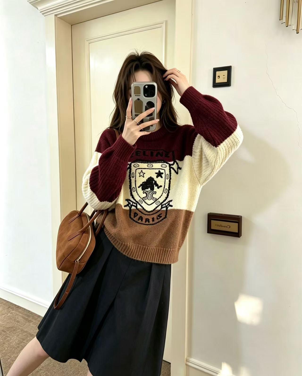 CEL1NE 刺繍入りカラーブロックセーター【50%割引+送料無料】