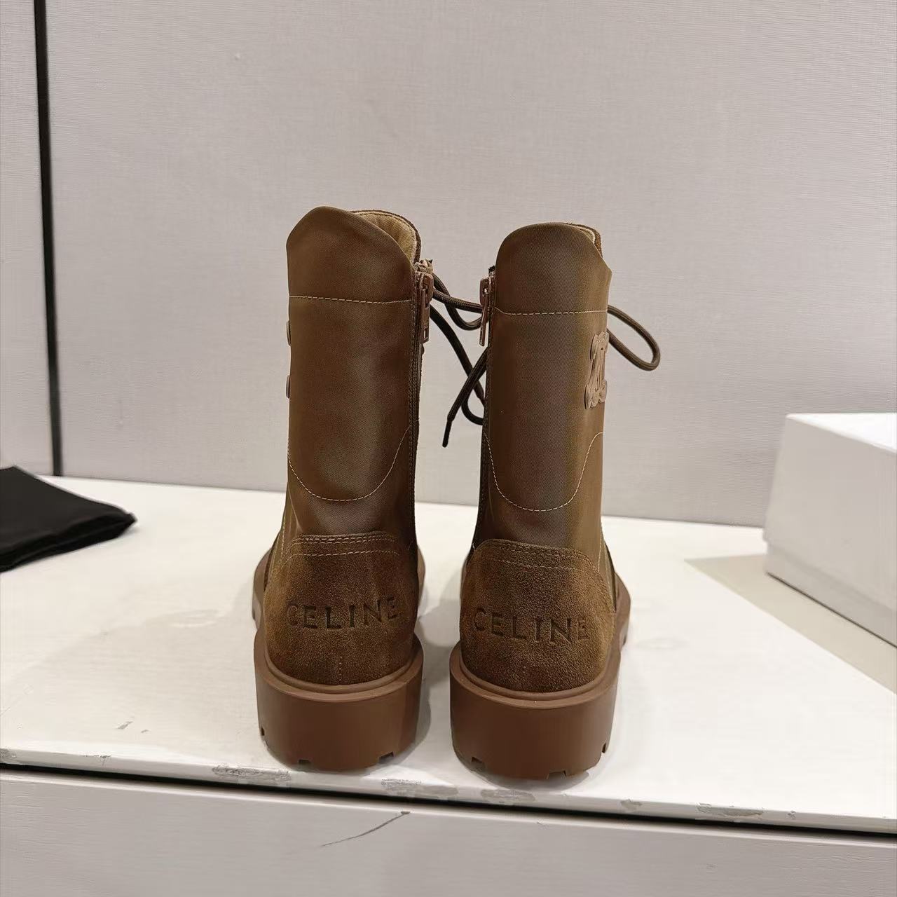 CEL1NE 高品質凱旋門レースアップショートブーツ【50％割引+送料無料】
