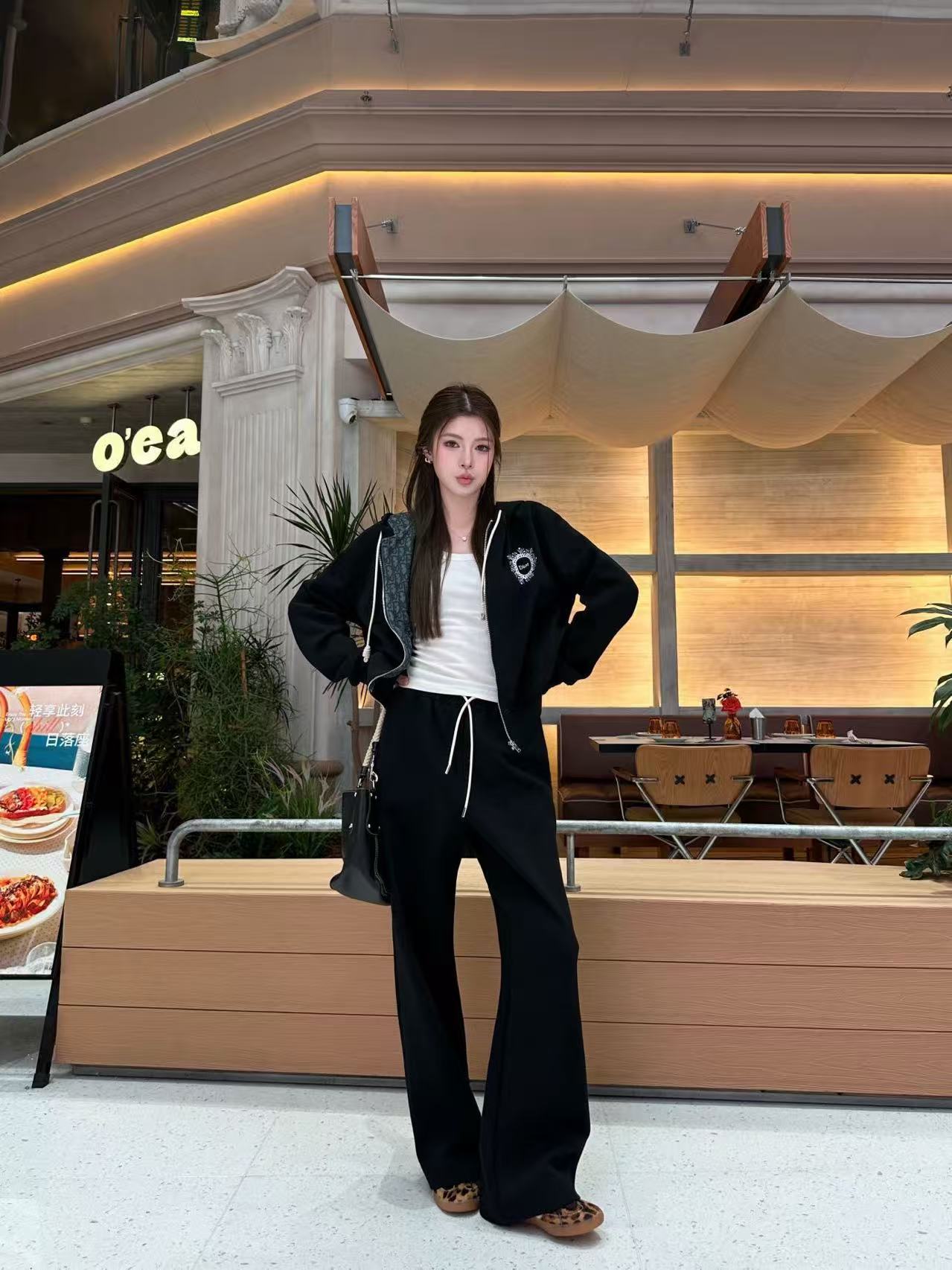DIOR ジップアップジャケット＆パンツ セットアップ【50％割引+送料無料】