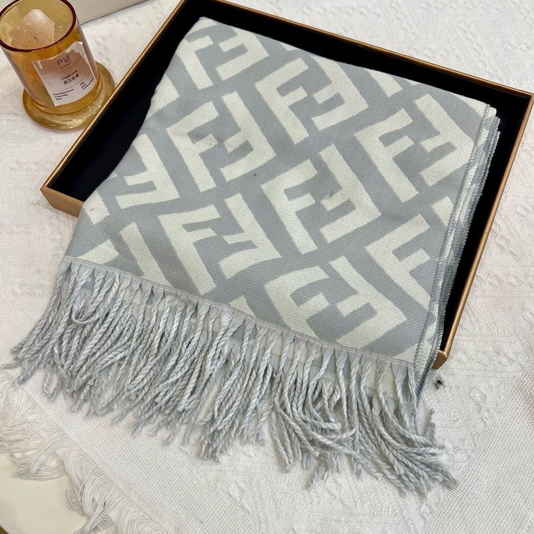 [FEND1]🧣フリンジ付きウールスカーフ🧣【50％割引+送料無料】