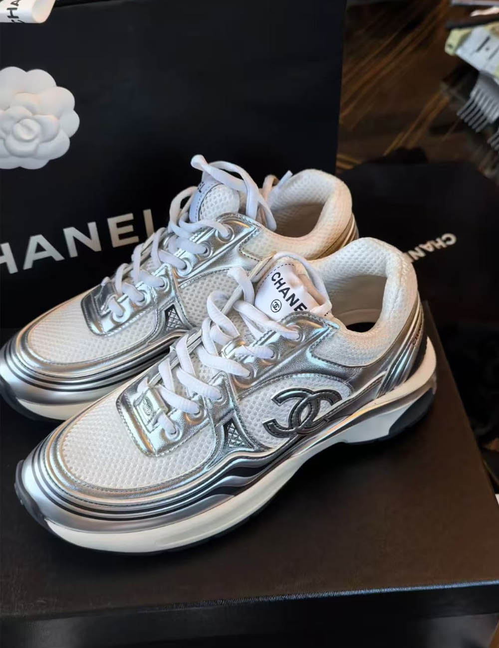 🎁CHANE1 新作シューズ👟