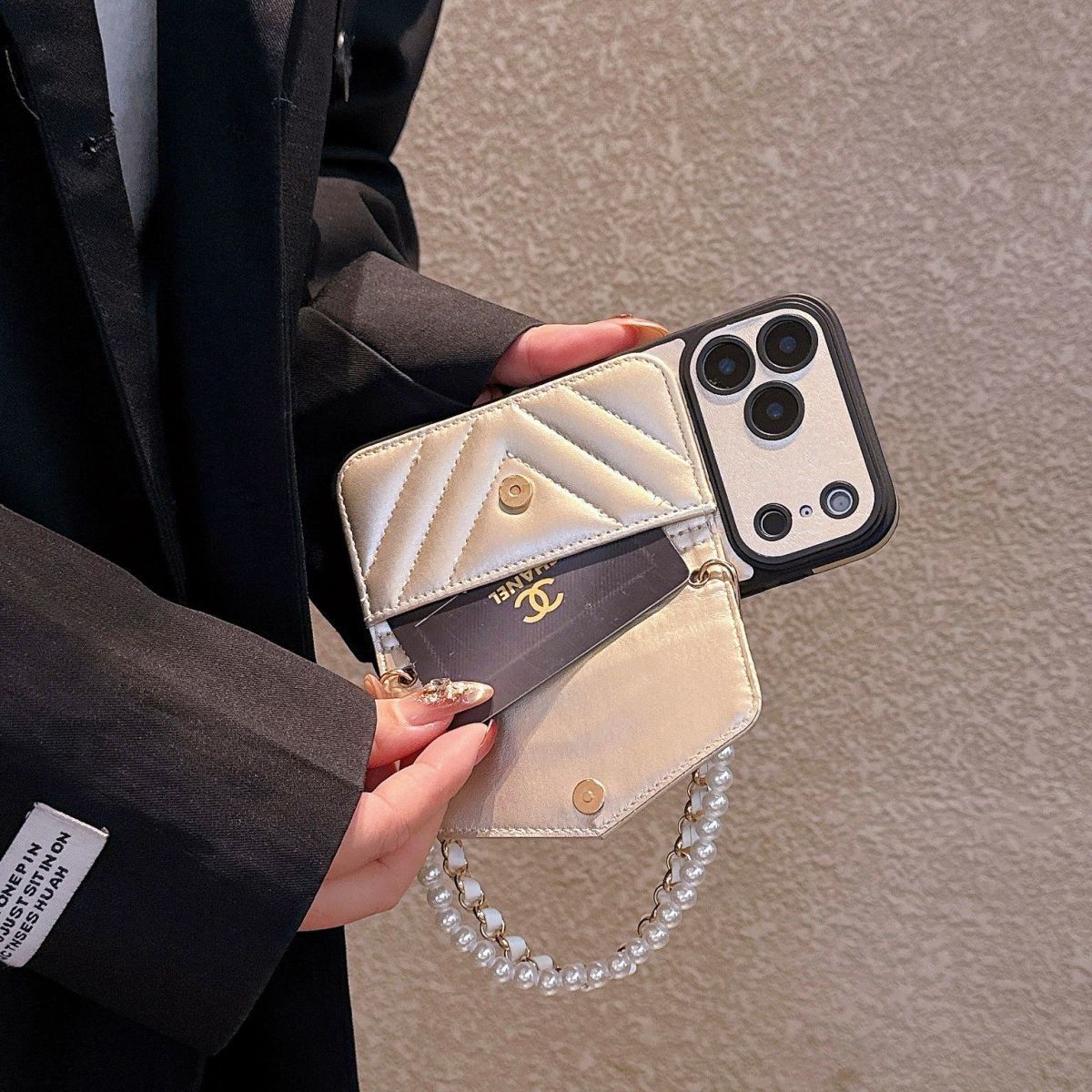 📱YSLチェーンスマホケース💎