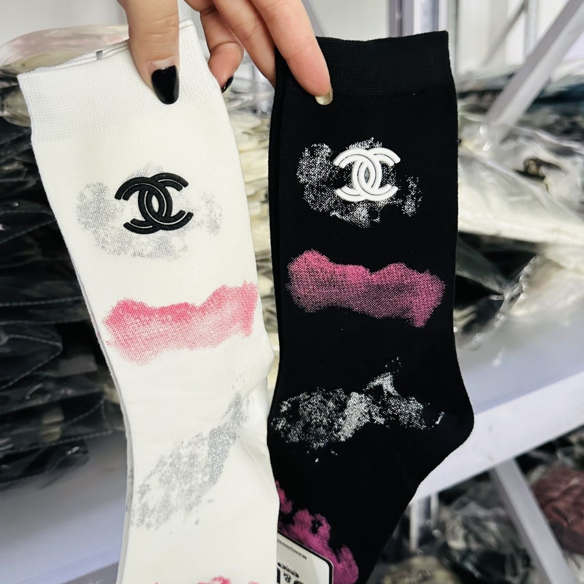 🧦[CHANE1]絞り染めのペイントソックス【50％割引+送料無料】🧦