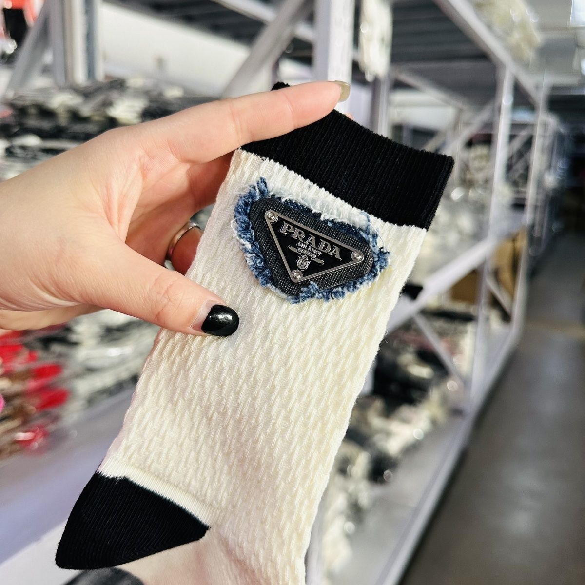 🔻🧦[PRAD4]三角マークの靴下【50％割引+送料無料】🧦🔻