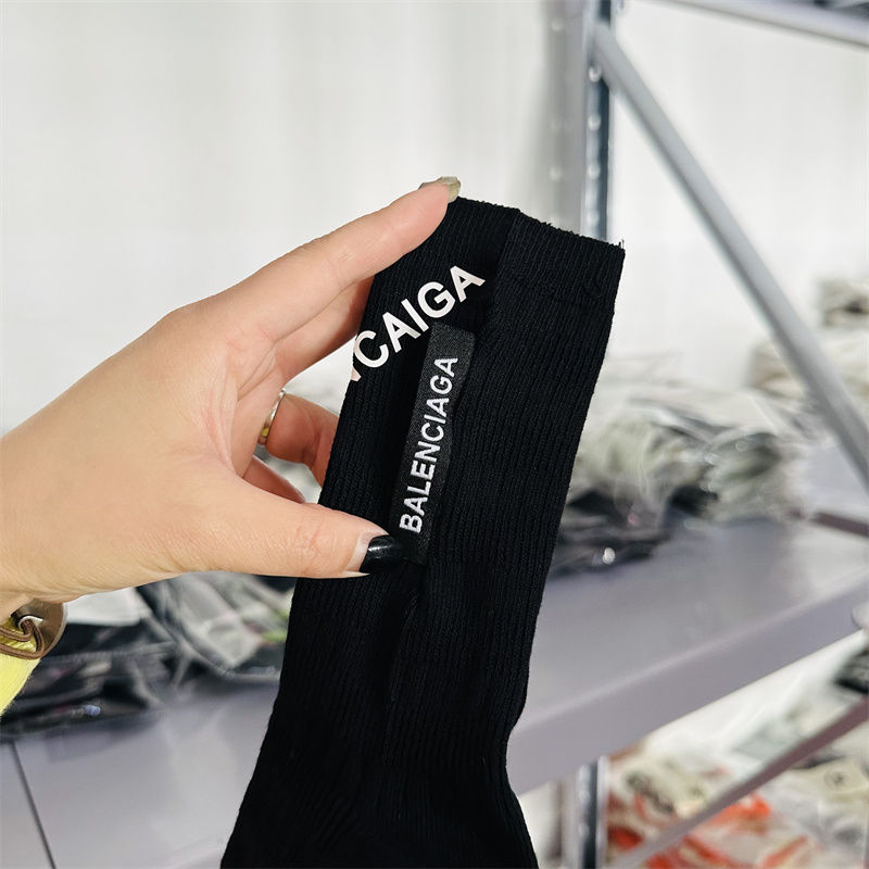 🧦🧦[BALENCIAGA]アルファベットの靴下【50％割引+送料無料】🧦🧦