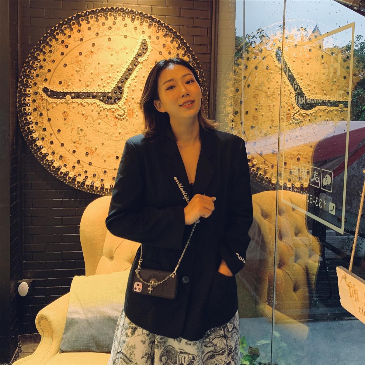 [CHR0ME HEARTS]👄刺繍入り財布電話ケース📱【50%オフ+送料無料】