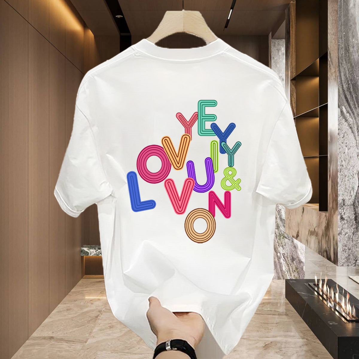 LVカラープリントレターTシャツ【 50％割引+送料無料】