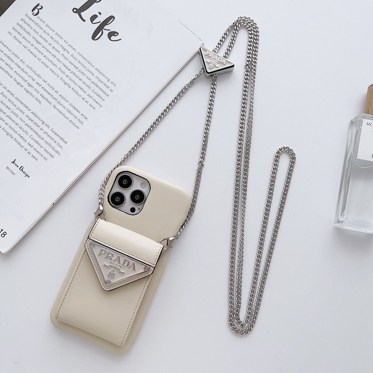 [PRAD4]👄プラダ チェーン カード ホルダー 携帯電話ケース📱【50%オフ+送料無料】