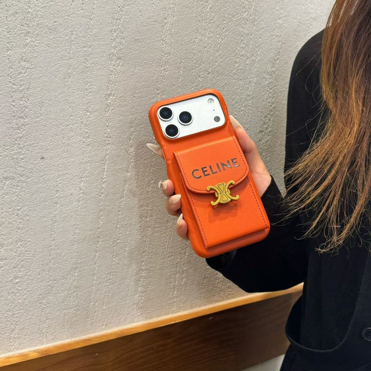 📱セリーヌのスマホケース💎