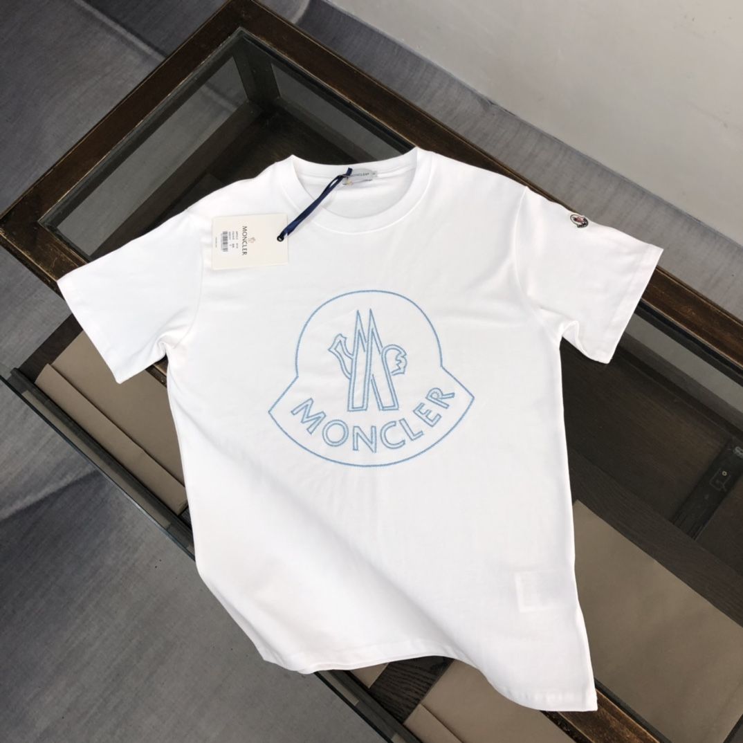 M0NECLER プリントレター クルーネック Tシャツ【 50％割引+送料無料】