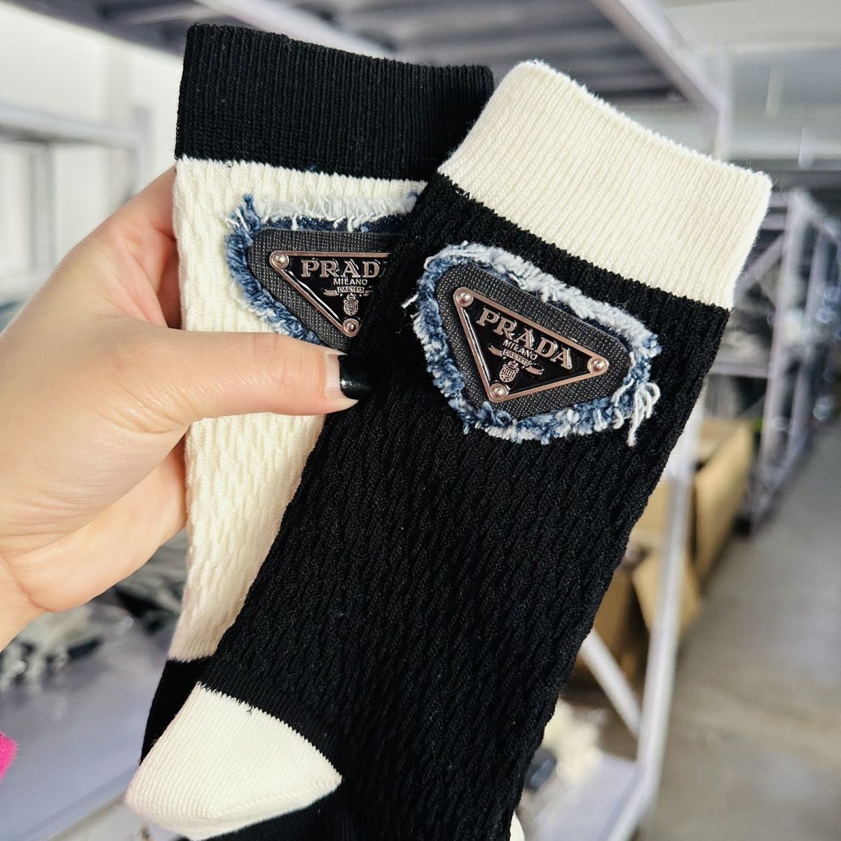 🔻🧦[PRAD4]三角マークの靴下【50％割引+送料無料】🧦🔻