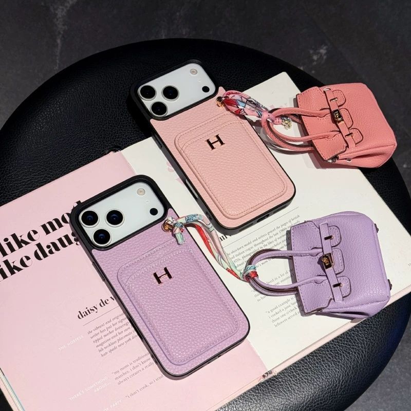 📱エルメスのスマホケース＋小物バッグ💎