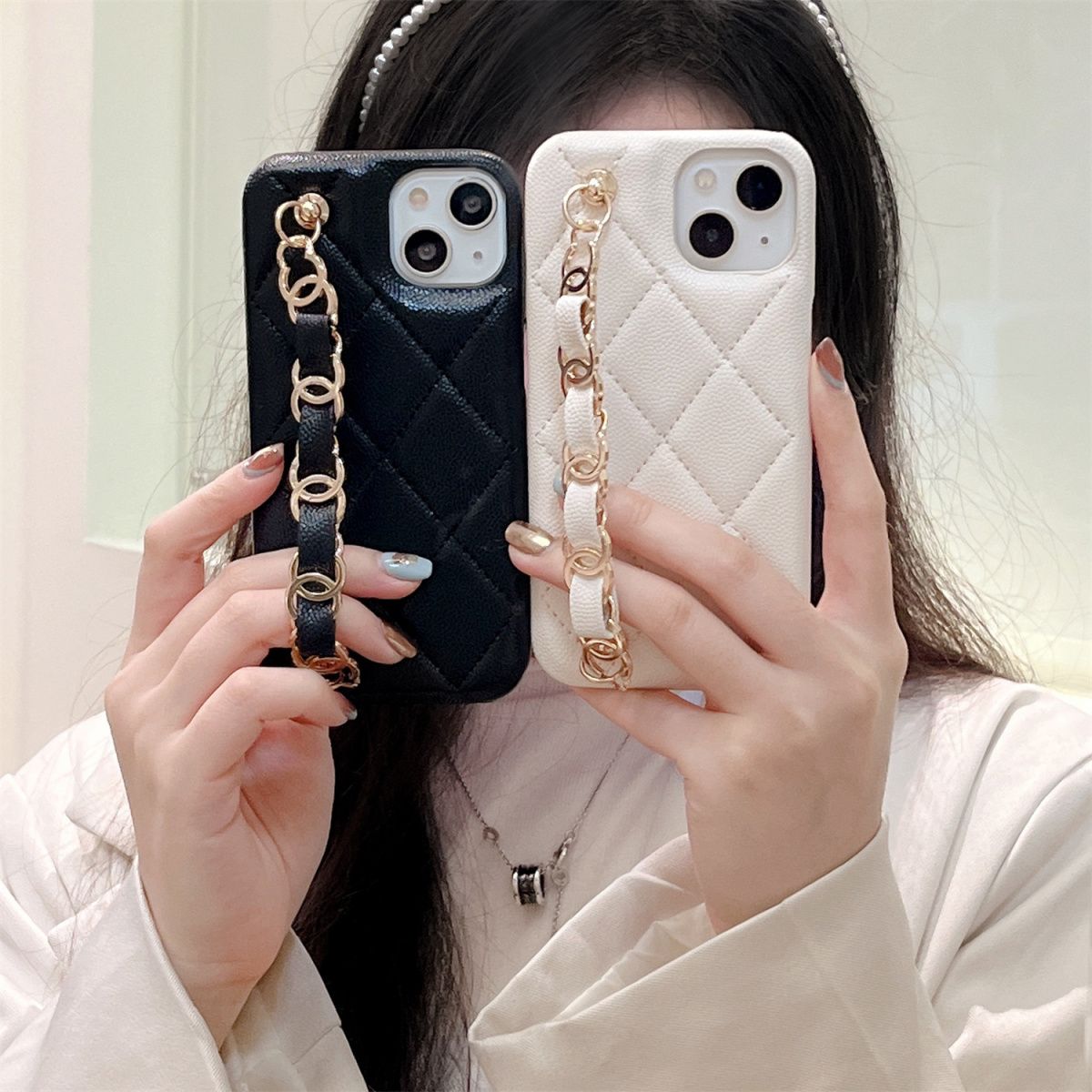 [CHANE1]👄レザーダイヤモンドパターンリストバンドフォンケース📱【50%オフ+送料無料】