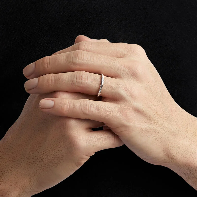 GRAFF グラフ スパイラル パヴェ ダイヤモンド バンド