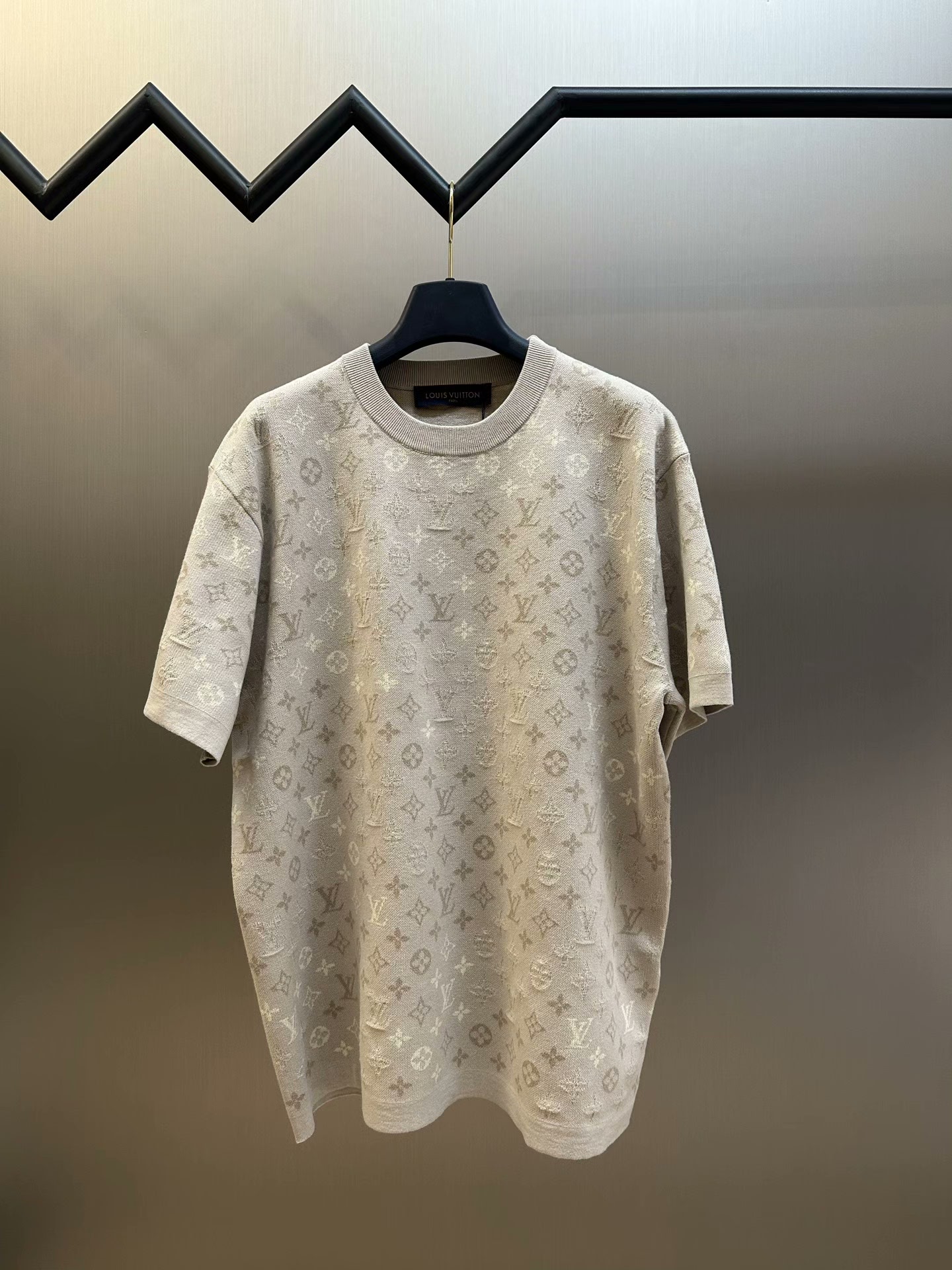 LOUIS VUITTON 【上品な輝きが魅力♪】Louis Vuitton★クルーネック