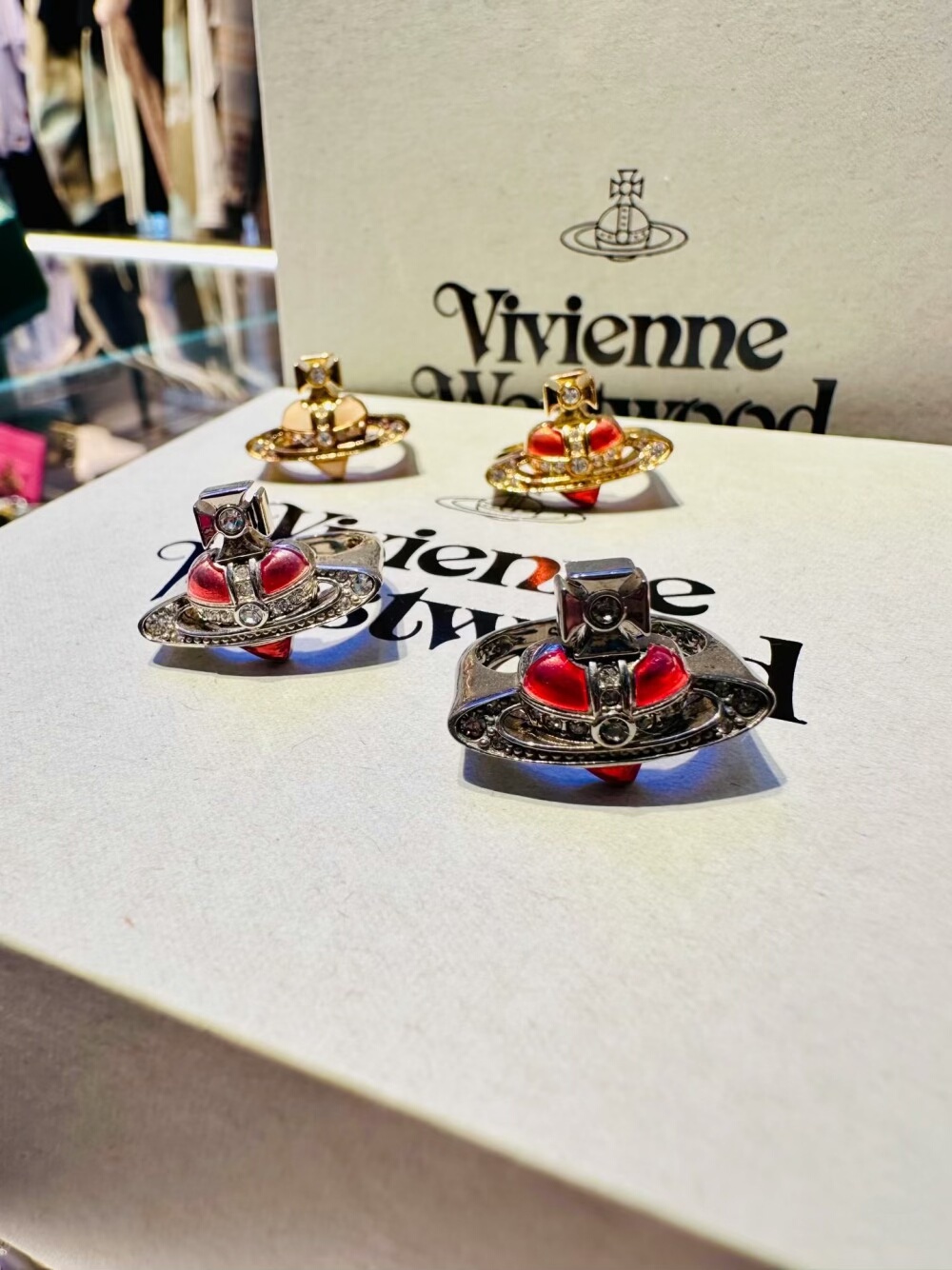  Vivienne Westwood ヴィヴィアン・ウエストウッド NEW DIAMANTE HEART リング